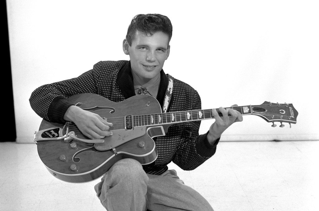 Duane Eddy, Grammy-Winning ‘Rebel-Rouser’ Guitarist, Dies at 86