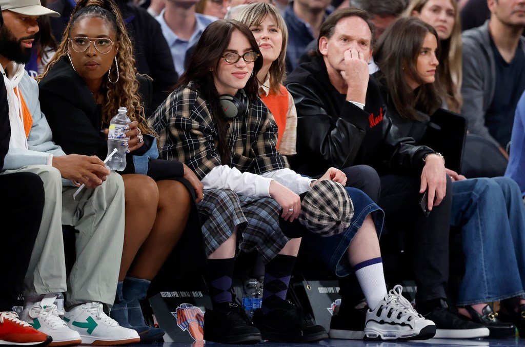 Billie Eilish Watches New York Knicks Game 5 Courtside With Jennifer Hudson & Common