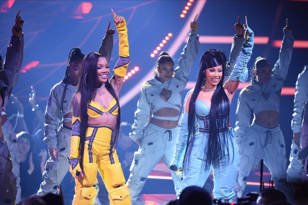 GloRilla & Megan Thee Stallion’s ‘Wanna Be’ Surges After Cardi B Remix