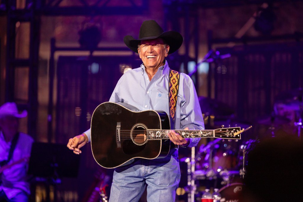 George Strait Breaks Attendance Record With Largest Concert Ever Held in The U.S.