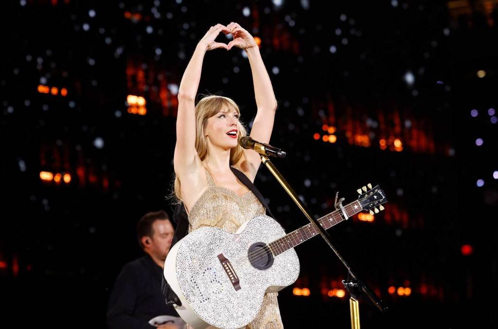 Night One Of Taylor Swift The Eras Tour Los Angeles CA 2023 billboard 1548