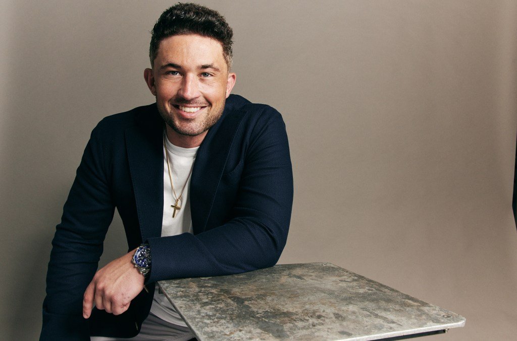 michael ray portrait nashville 2024 billboard 1548