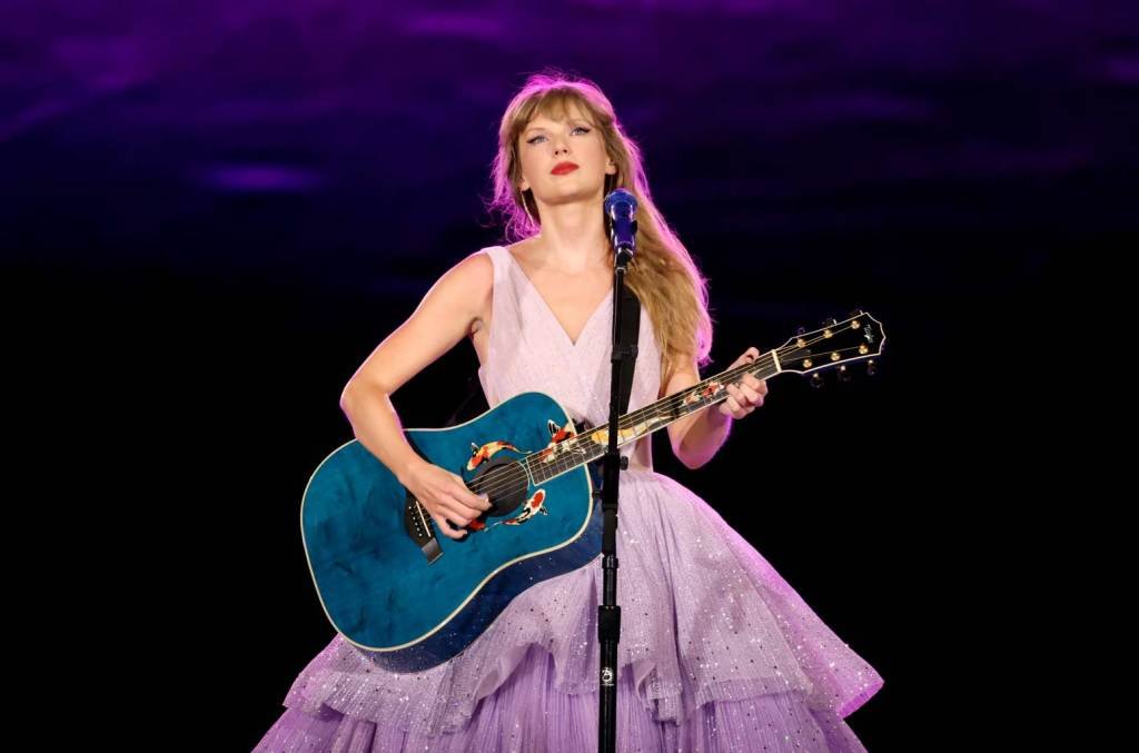 1724197964 087 Night One Of Taylor Swift The Eras Tour Kansas City MO billboard 1548