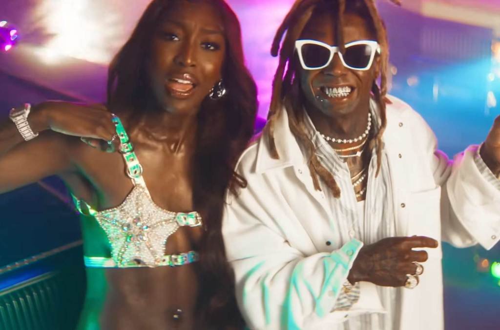 Flaujae Lil Wayne Came Out A Beast screenshot billboard 1548