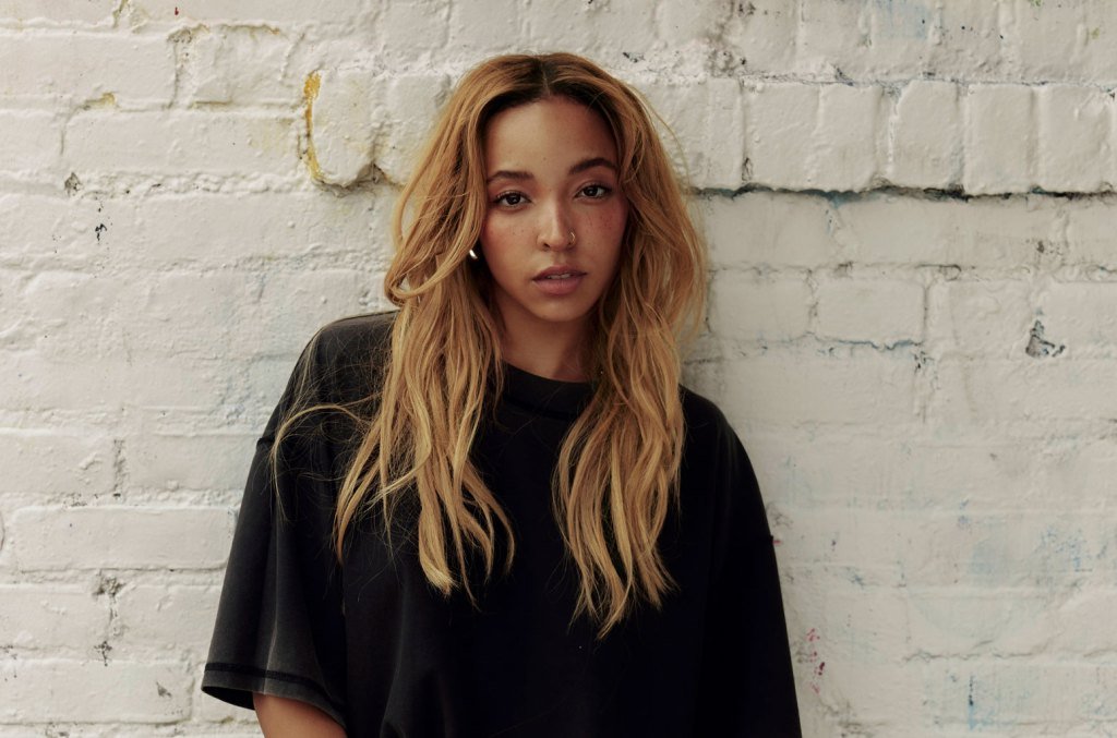 TINASHE cr Raven B. Varona press 2024 billboard 1548