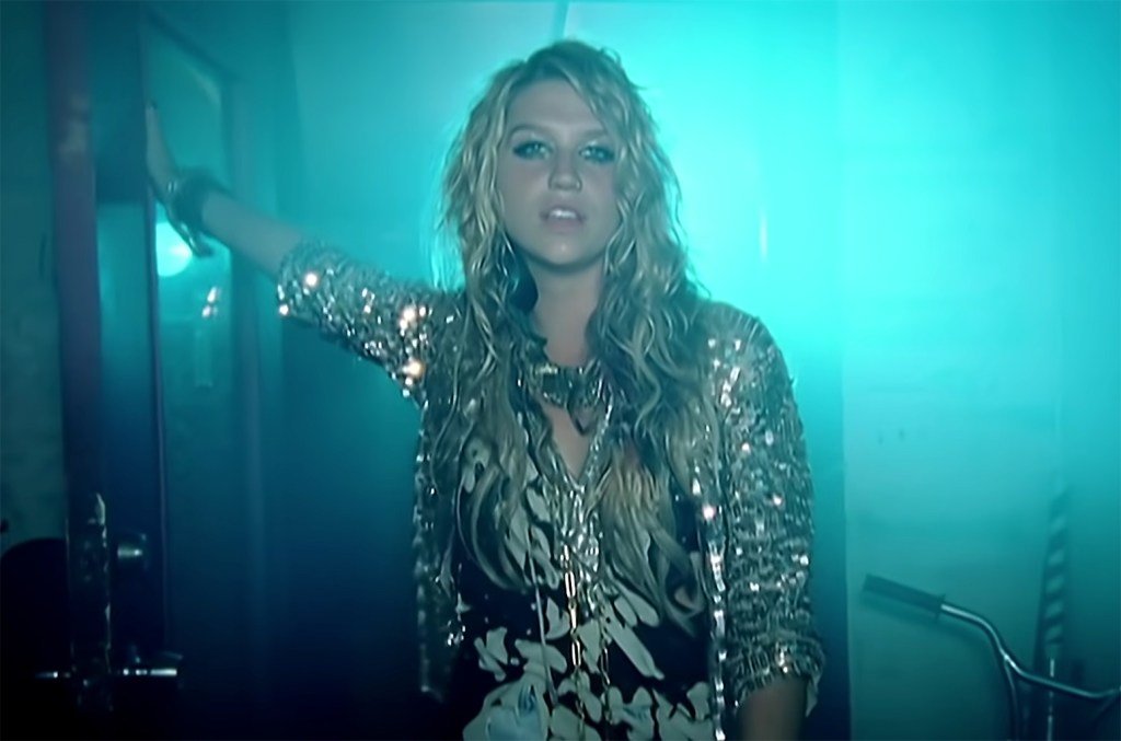 kesha tik tok video still 2009 billboard 1548