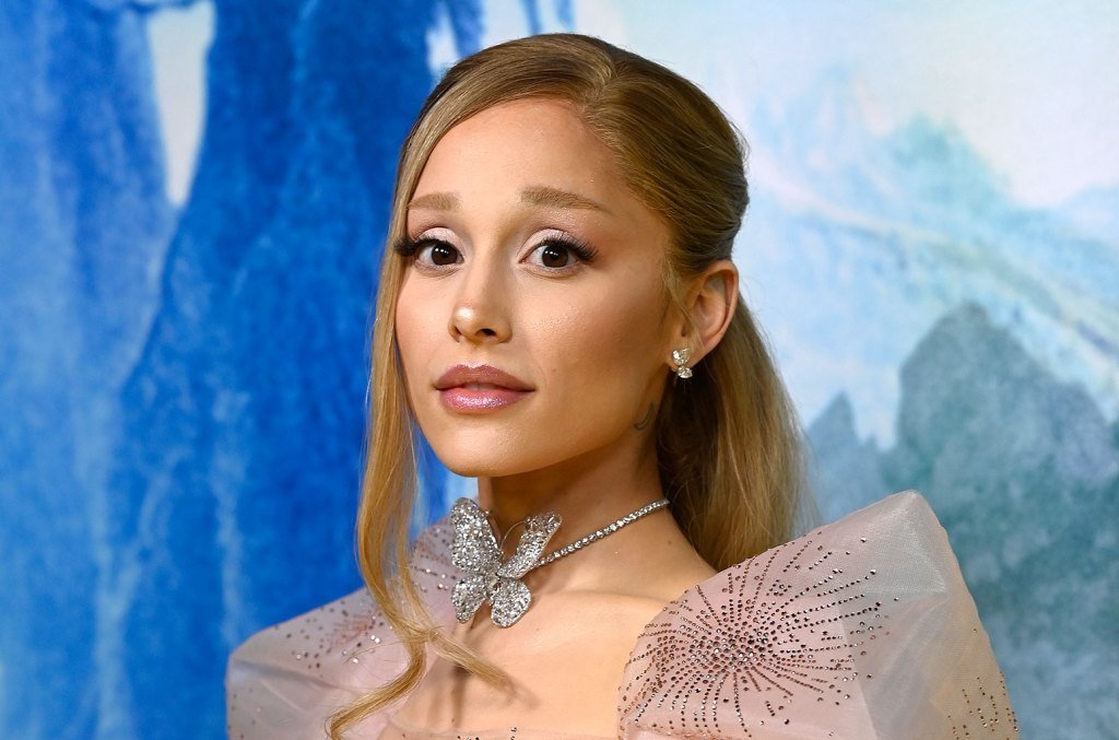 ariana grande wicked sydney 2024 billboard 1548