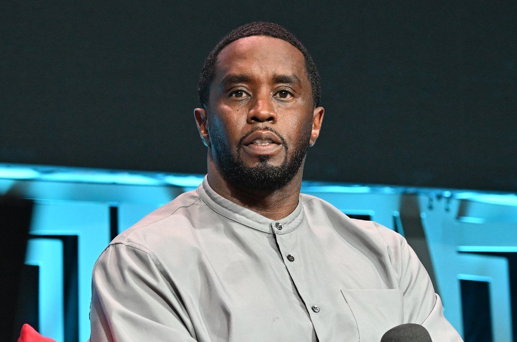 Sean ‘Diddy’ Combs Is Trying to Obstruct Justice From Jail, Prosecutors Say