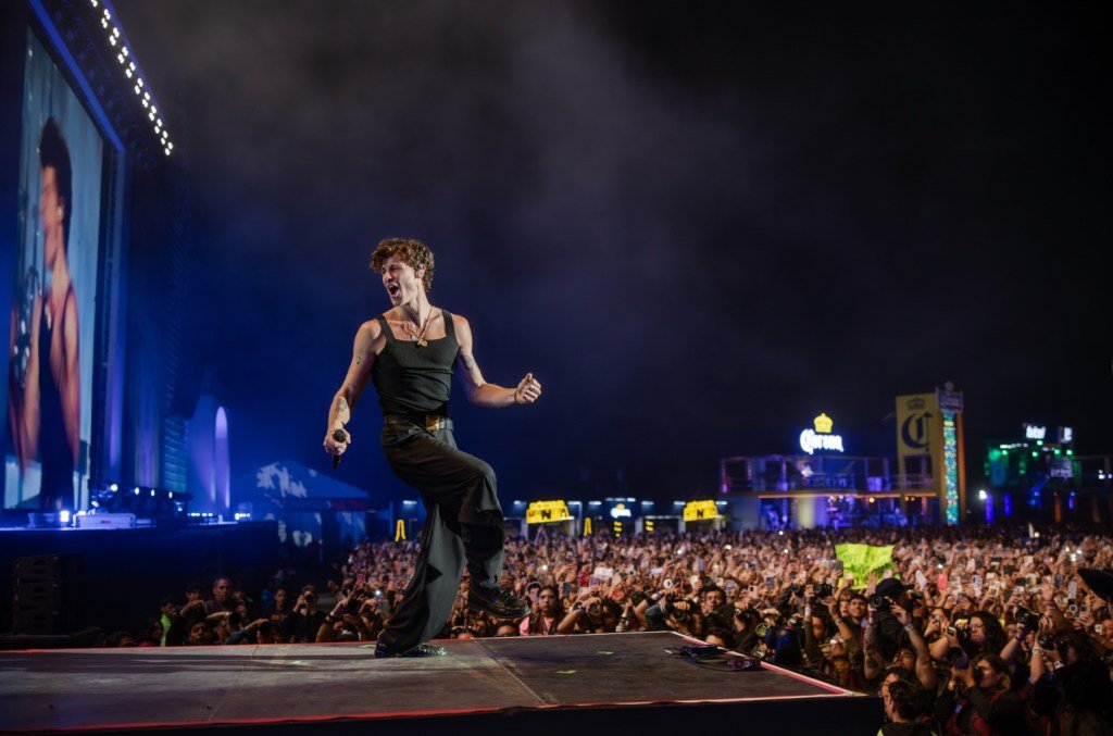 Shawn Mendes’ High Energy, St. Vincent’s Fulfilled Promise & More Day 2 Highlights from Corona Capital 2024