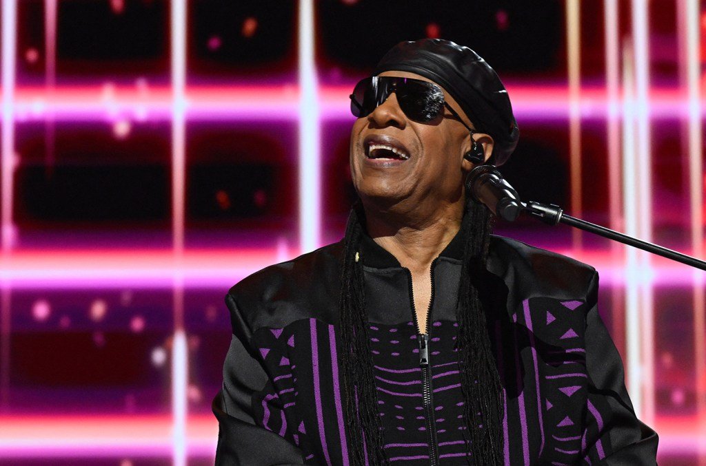 Stevie Wonder Bringing ‘Sing Your Song! As We Fix Our Nation’s Broken Heart’ Show to Los Angeles