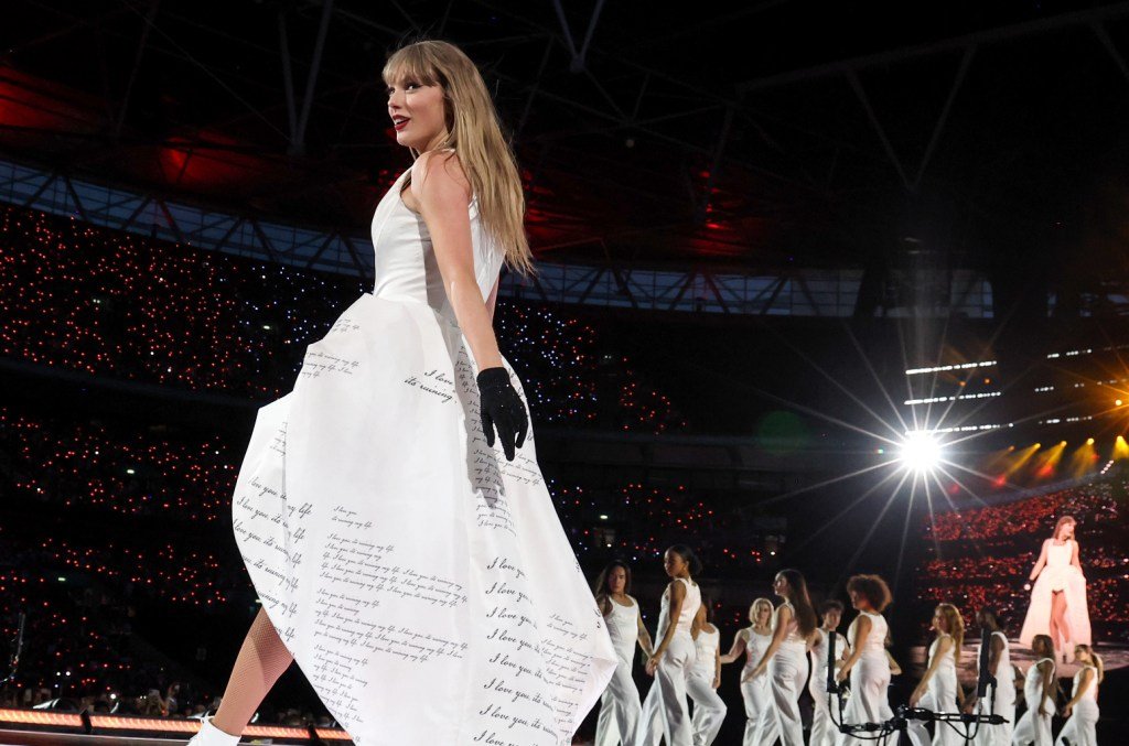 taylor swift eras tour tortured poets london june 21 2024 billboard 1548