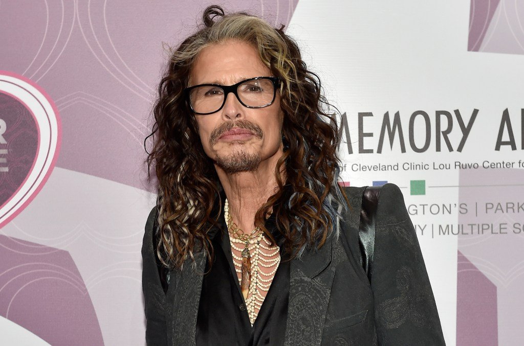 1739863659 Steven Tyler 2016 billboard 1548