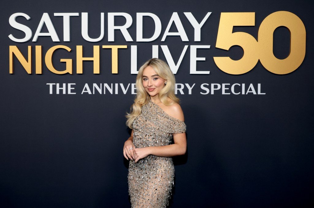 sabrina carpenter snl50 feb 16 2025 billboard 1548